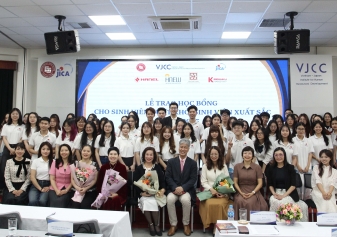 NĂM THỨ TƯ LIÊN TIẾP HANEL TÀI TRỢ HỌC BỔNG CHO SINH VIÊN VƯỢT KHÓ VÀ SINH VIÊN XUẤT SẮC CỦA VIỆN PHÁT TRIỂN NGUỒN NHÂN LỰC VIỆT NAM – NHẬT BẢN VJCC